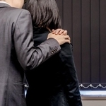 妻の不倫に気づいたら…(BSD/stock.adobe.com)