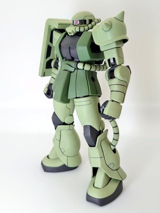 こちらが中身のザク（正晃さん提供）