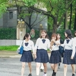 「インナーが透けたらいやだ」※画像はイメージです（Masakazu Tokashiki/stock.adobe.com）