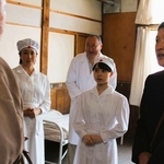 高島礼子と共演する倉野尾成美