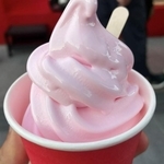 オマーン館ローズソフトクリーム