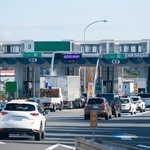 高速道路で「目的のICを行き過ぎた…」※画像はイメージです（BSDC/stock.adobe.com）