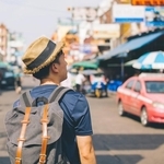 家族5人での世界一周旅行…費用はどうしたのでしょうか　※画像はイメージです（twinsterphoto/stock.adobe.com）