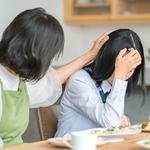 児童福祉サービスが終了したあと、我が子はどうなる？※画像はイメージです（buritora/stock.adobe.com/）