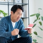 退職金の使い道で後悔したことは？　※画像はイメージです（pain au chocolat/stock.adobe.com）