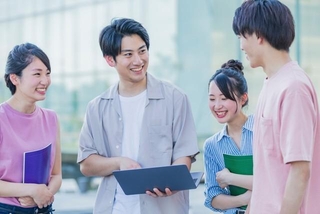 令和の若者の4割超が「名前を読み間違えられた経験がある」　※画像はイメージです（milatas/stock.adobe.com）
