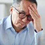 50代以上の未婚男性の約7割が「将来に不安」※画像はイメージです（Syda Productions/stock.adobe.com）