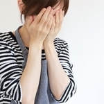 体育会系で明るい娘が、暴言を受けトイレで泣いていたという（photoACより「webbiz」さん撮影、イメージ画像）
