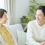 1日にどのくらいパートナーと会話していますか？　※画像はイメージです（polkadot/stock.adobe.com）