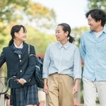 自分の父親・母親を「パパ・ママ」と呼ぶ現役高校生が半数以上　※画像はイメージです（buritora/stock.adobe.com）