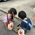 何を見て、どんなお話をしているのかな？（画像提供：ゆきꕤミシン刺繍さん）