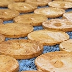 あの「ぽんせん」が1年2か月ぶりに製造再開！（マルサ製菓提供）