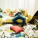 ゴミ屋敷住人はなぜ片付けられないのか？　※画像はイメージです（Paylessimages/stock.adobe.com）