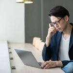 フリーランスの4割強「物価上昇の影響で生活が苦しくなった」…最も影響を受けた業種は？