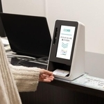 マイナンバーカードは約6割が「持ち歩いている」　※画像はイメージです（Zoey106/stock.adobe.com）