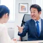 退職を相談しただけで叱責…　※画像はイメージです（maroke/stock.adobe.com）