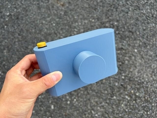 位置情報と姿勢情報で過去の風景を撮る「思い出カメラ」が話題に