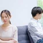 夫婦の営みを拒否する妻「風俗通いは即離婚！」…その矛盾に隠された妻のSOSとは【夫婦関係修復カウンセラーが解説】