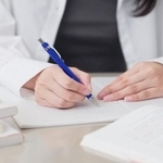 「盗品！？」古本で買った参考書に塾の印が…塾の”神対応”に「尊い」「これぞ教育者」