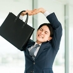 残業時間が最も多い職種は「総合商社の営業」　※画像はイメージです（buritora/stock.adobe.com）