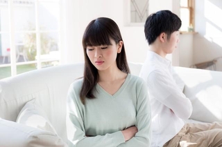 セックスレス時の浮気・不倫、どう思う？　※画像はイメージです（polkadot/stock.adobe.com）