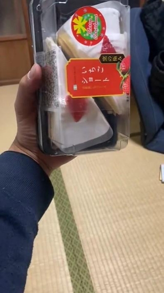 縦にしたくらいではびくともしません（トラックあるあるさん提供）