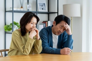 子育ての後の虚無感、どうする？※画像はイメージです（pain au chocolat/stock.adobe.com）