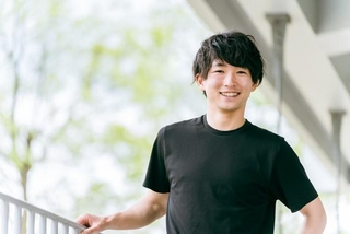 景気が上向くと「黒」のアイテムが多く購入される！？　※画像はイメージです（buritora/stock.adobe.com）