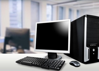 ゲーミングPCの相場価格はどこまで上がった？　※画像はイメージです（BillionPhotos.com/stock.adobe.com）