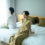 夫婦の営みがなくなった理由　2位は「自分がしたくなくなった」、1位は？　既婚者3000人調査【2026年を迎えて 夫婦関係を振り返る】