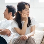 会話が減った夫婦へ必要な「リハビリ」とは？※イメージ画像（folyphoto/stock.adobe.com/）