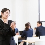 生成AIを毎日利用する学生の半数以上が「志望業界を再検討」　※画像はイメージです（buritora/stock.adobe.com）