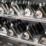 コンビニの主力商品であるおにぎり　※画像はイメージです（Robertvt/stock.adobe.com）