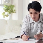 まさか親への仕送りが相続になるなんて　※画像はイメージです（mapo/stock.adobe.com）