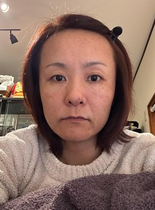 メイク前のaoさん。AIのメイクを再現すると…？／aoさん提供