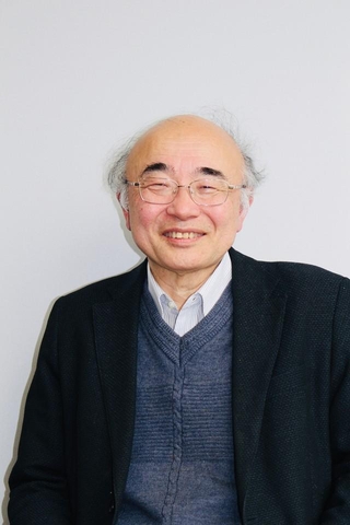 京都大学の廣岡博之名誉教授（京都市西京区、京都大学ローム記念館）