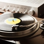 近ごろ活況のレコード市場　※画像はイメージです（sasazawa/stock.adobe.com）