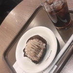 悪ノリ？　カフェにペヤング持ち込んだ2人組の男性　隣席の人「とにかく匂いがすごくて…」