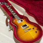 「売主さんからの想いも一緒に届きましたね」メルカリで買ったギターとケース、梱包が芸術点高すぎる！