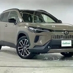 一部改良後のカローラクロス（Z、新色マットベージュ）（提供：norico by ガリバー）