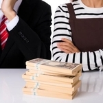 財布の紐を握っているのが「夫」と答えた人が最も多いのは岐阜県「妻」の割合が最も高いのは三重県 ※画像はイメージです（beeboys/stock.adobe.com/）