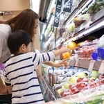 4人世帯が支払う食品消費税は年間「約5.4万円」　消費税減税になったら、お金の使い方は変わるのか？