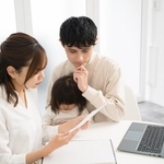 年収帯によってこどもNISAの利用目的に違いはある？　※画像はイメージです（rrice/stock.adobe.com）