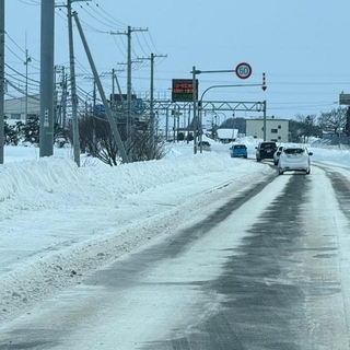 道路に落ちていたのは…／大島良平さん（@BrunaRacing）提供＝画像をトリミングしています