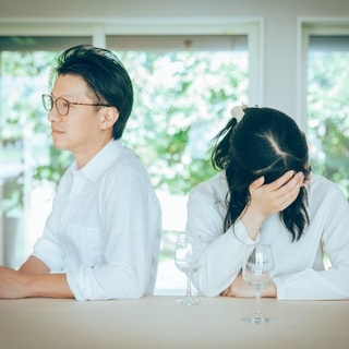 育児最優先の気持ちは夫婦同一とは限らない　※画像はイメージです（minaa_key/photoAC）