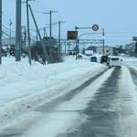 道路に落ちていたのは…／大島良平さん（@BrunaRacing）提供＝画像をトリミングしています