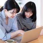 子どものAI活用、許容する？　※画像はイメージです（milatas/stock.adobe.com）