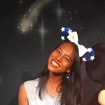 【ビフォー写真】縮毛矯正をかけていたときのアリシアさん／投稿主さん提供