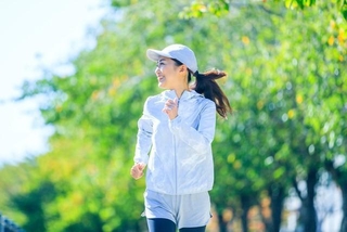 約3人に1人が、平日の運動時間は「1日5分未満」　※画像はイメージです（beeboys/stock.adobe.com）