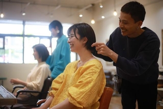 美容室を「変えよう」と思う場面は？　※画像はイメージです（yamasan/stock.adobe.com）
